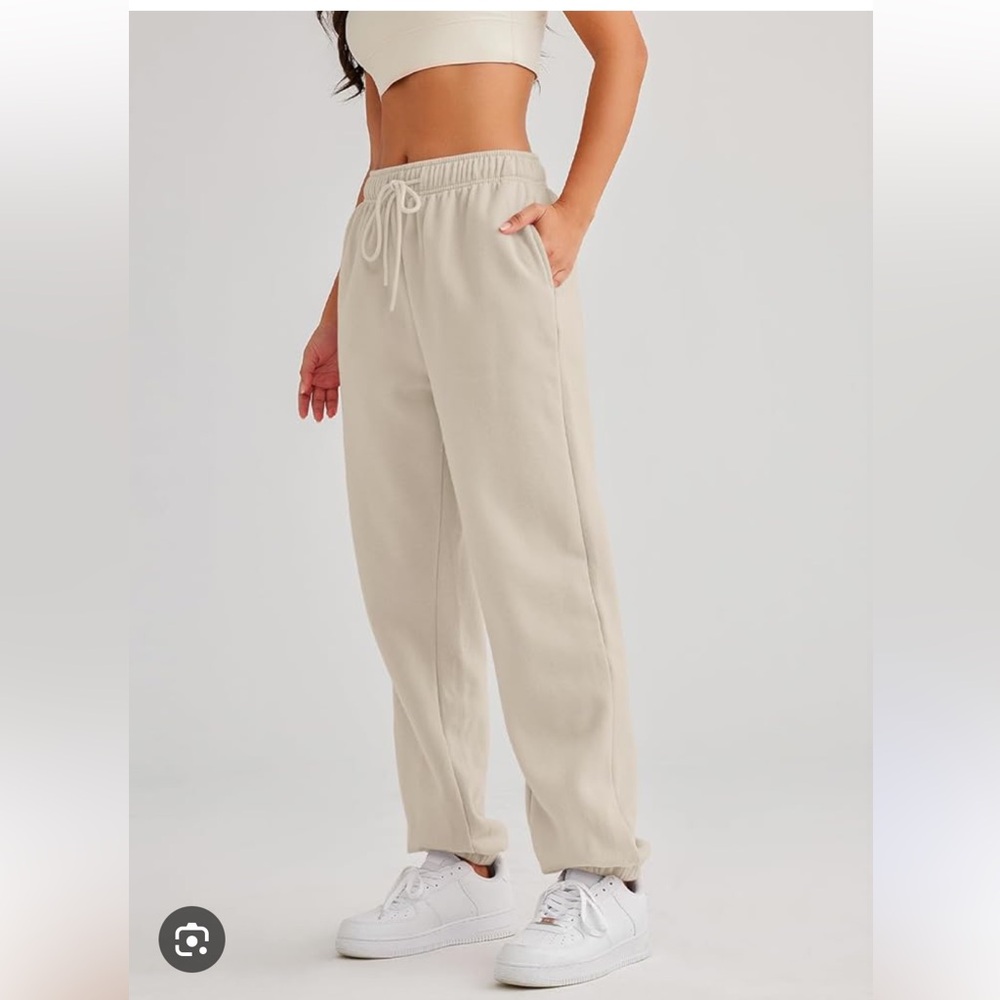 Joggers Cream with Cuffed Ankles - Automet
